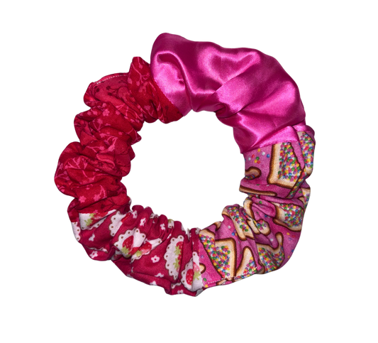 PATCHWORK SCRUNCHIE #11