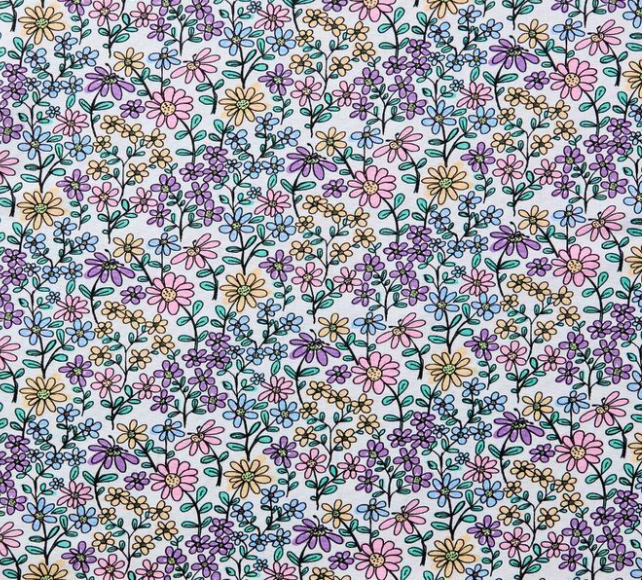 DREAMY PETALS